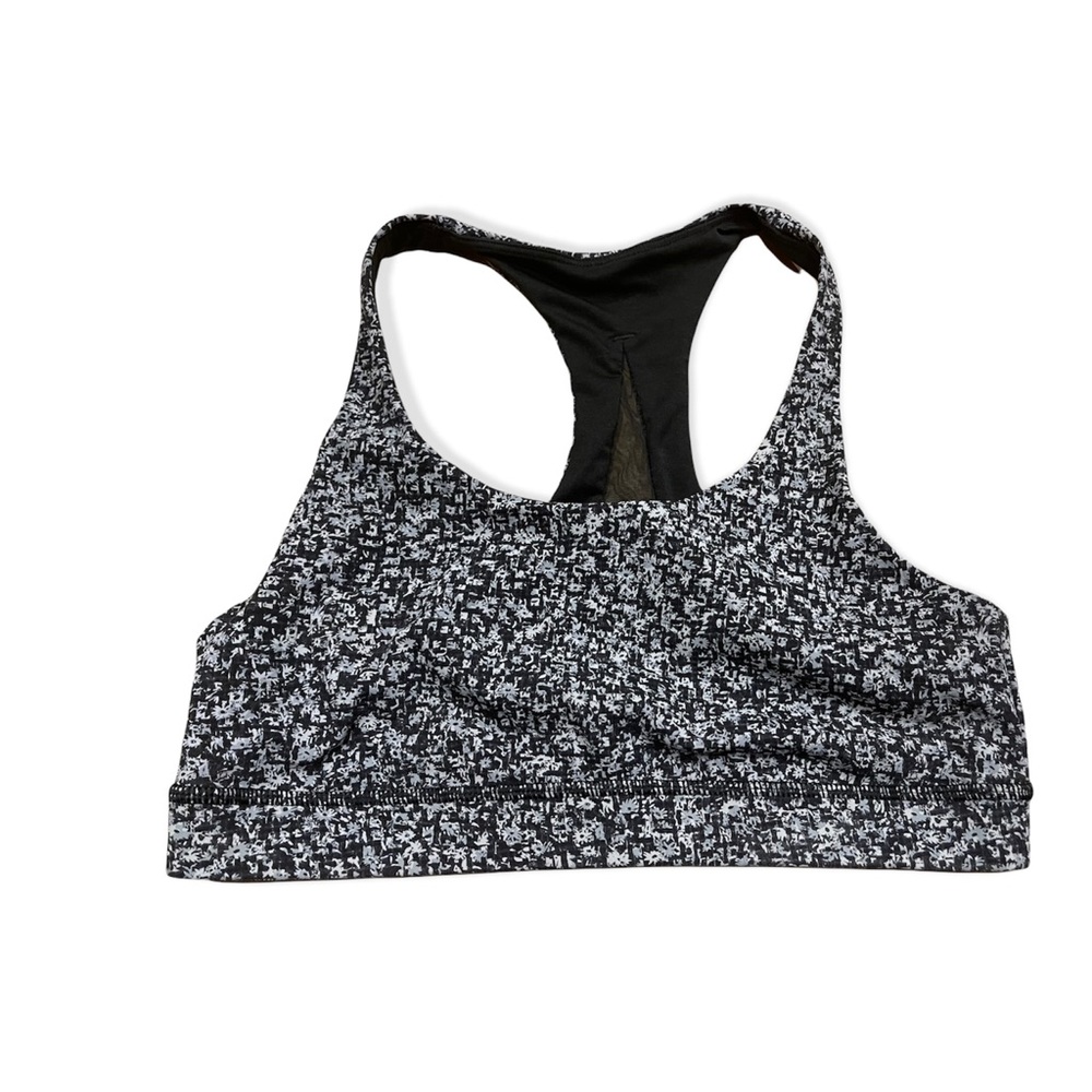 Lululemon Invigorate Bra Daisy Dust Alpine White Black / Black (B/C cup)